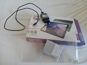 Lenovo Tab M10 - 6