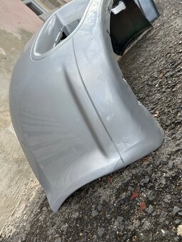 Vw golf 4 original r32 naraznik rezervace do Utery - 6