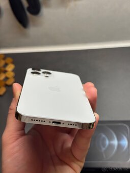 iPhone 12 Pro Max 128 GB - výborný stav - 6