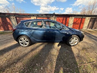 Opel Astra J 2.0 CDTI 118 KW - 6