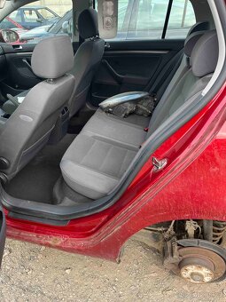 Volkswagen Golf 5 TDI - 6