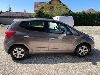 HYUNDAI IX20 1,6 BENZÍN 92KW AUTOMAT 2015 1 MAJITEL - 6