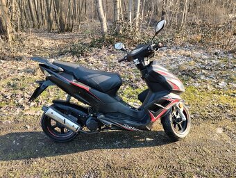 SKUTR 50CCM SONNY - 6