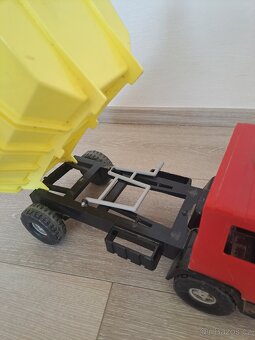 Chemoplast sklápěcí auto stara retro hračka - 6
