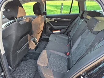 Škoda Octavia 4 2.0 TDI 110kw DSG Style 2022 - 6