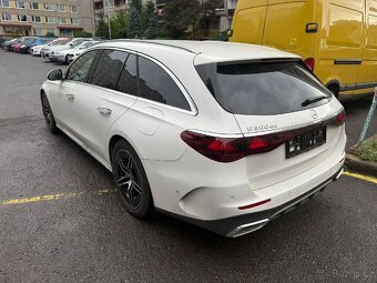 Mercedes-Benz E 300 de AMG Line Hybrid - 6
