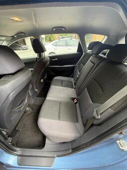 Hyundai i30combi 1,6crdi 10/2010 - 6