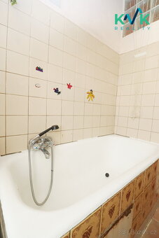 Prodej bytu 3+1, 94 m², mezonet, 2x mansarda, OV, Karlovy Va - 6