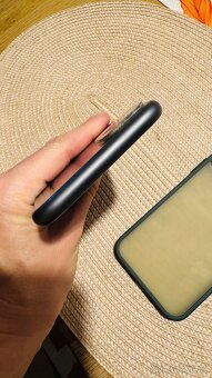 IPhone 11 64GB černý, top stav - 6