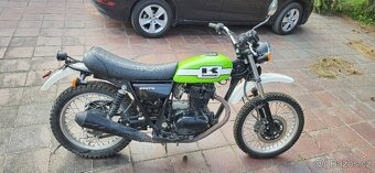 Kawasaki TR250 - 6