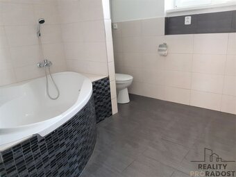 Pronájem bytu 3+kk s balkonem - Hodonín - 6