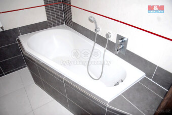 Pronájem bytu 2+kk, 46 m², Jičín, ul. Raisova - 6