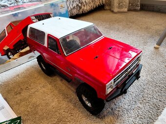 RC Auto Terra Chevrolet K-5 Blazer, PC 14500kč - plně funkčn - 6