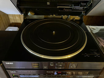 Akai - 6