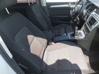 VW Passat B8 variant 1.6 TDI m 2017 plný servis - 6