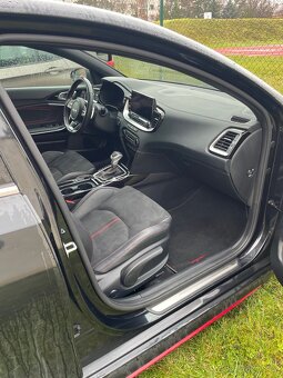 Kia ProCeed, 1,6 T-GDI AUT 150kW GT - 6