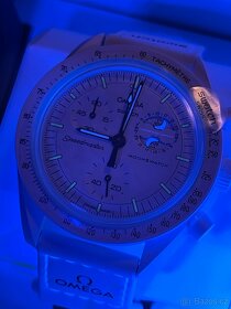 Omega Swatch Snoopy Moonphase Bile - 6