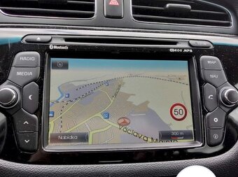 KIA ceed kombi 1.6 CRDi Top SW - 6