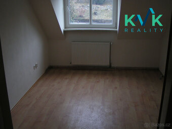 Pronájem bytu 3 + 1, v OV, cihla, 92 m2, ulice Slepá, Karlov - 6
