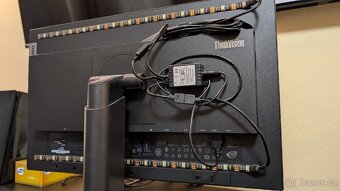 Lenovo ThinkVision T22i-20 - 6