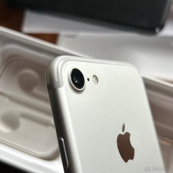 iPhone 7, 32GB - 6