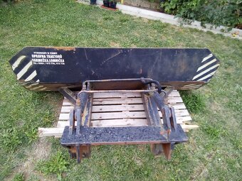 Přední radlice na traktor - 6