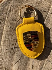 Žlutá kožená klíčenka Porsche přívěšek na klíče - 6