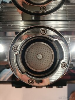 Nuova Simonelli Aurelia II Wave Volumetric LED 2GR – BÍLÁ - 6