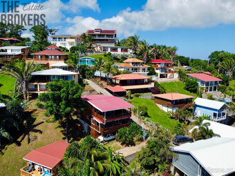 Two Story Wooden Home Czech Village, Roatan - 6