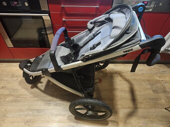 Thule urban glide 2 šedý - 6