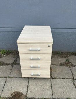 Kancelářský nábytek - 6