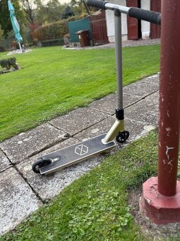 Koloběžka Native Stem - 6