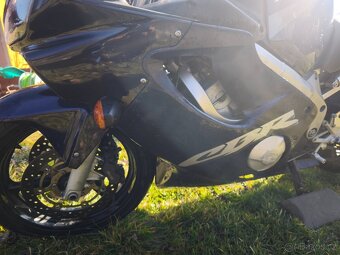 Honda CBR 600 F 2003 - 6