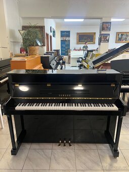Akustické piano Yamaha made in England se zárukou. REZERVACE - 6