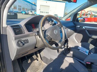 Náhradní díly VW Touran 1T2 motor 1.9 tdi BLS - 6