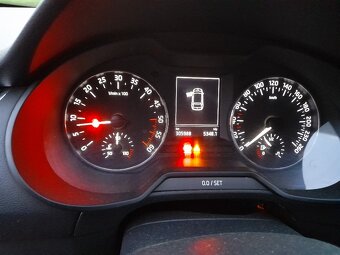Škoda Octavia Combi III 2.0TDI - 6
