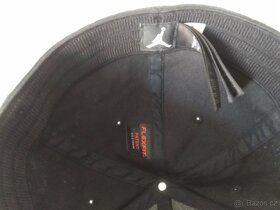 Prodam flexfit ksiltovku Jordan - 6