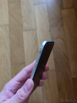 iPhone SE 2022 128gb Starlight bílý - 6