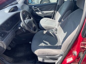 CITROEN C5 KOMBI 2.0i 16V 100KW RV.2004 - 6