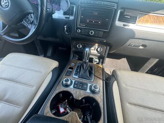 Volkswagen Touareg 4MOTION Maximální výbava - 6