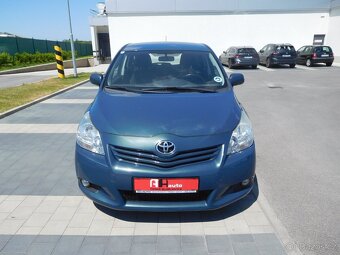 Toyota VERSO 2.0 D-4D, 93 kW, Aut. Klima, 7. Míst - 6