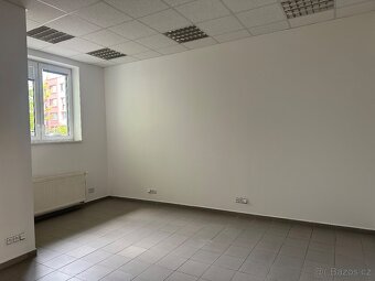 Pronájem prodejny v centru Vlašimi, 60m2 - 6