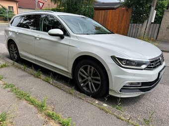 VW Passat B8 combi TDi 140kw 4motion Webasto R-Line Highline - 6