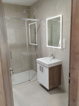 pronájem nově rekonstr.bytu 2+KK (72,4m+3,5m sklep) - 6