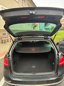 VW PASSAT VARIANT B7 2.0TDI 103KW COMFORT. LED - 6