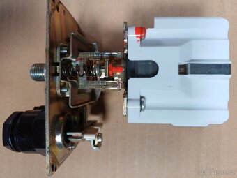 TLAKOVÝ SPÍNAČ FUNGL NOVÝ VR 21D - 6