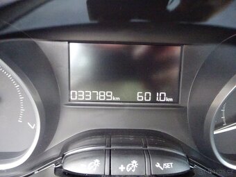 Peugeot 2008 1.2 Pure 2.Maj.serv.kníž. 81kw - 6