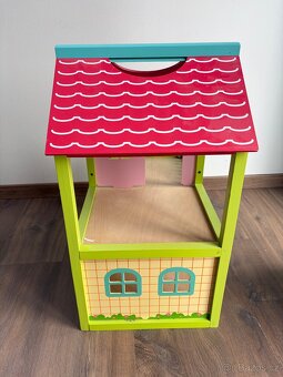 Dětský dřevěný domeček včetně vybavení - 6