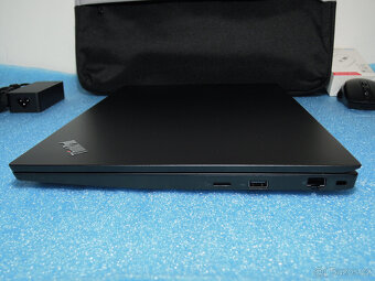 Lenovo ThinkPad E595 IPS 15.6“ AMD Ryzen 5 3500u 16GB 1TB - 6