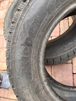 Pneu 195 70R 15C - 6